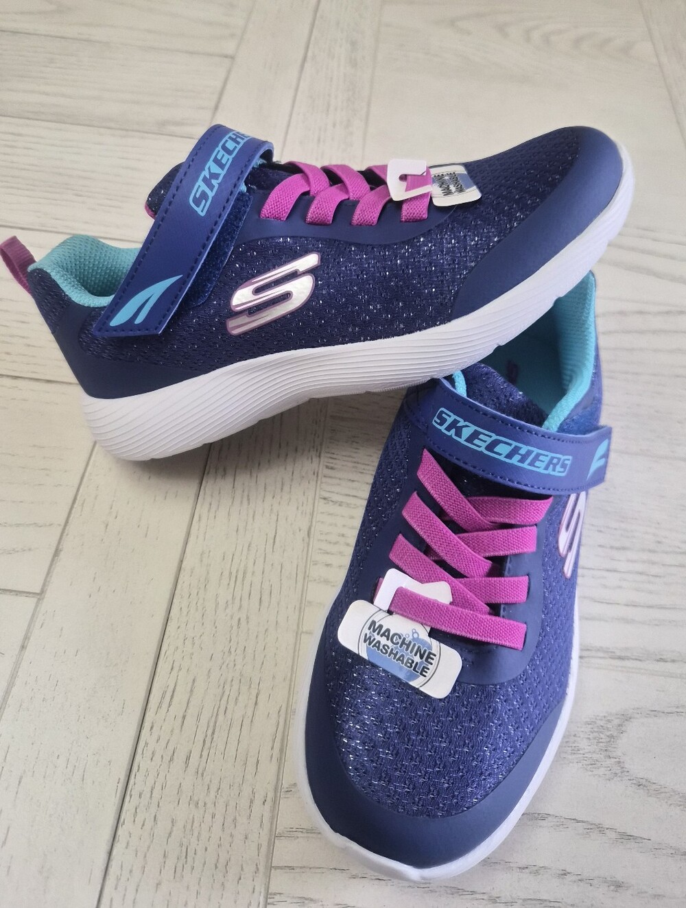 Sketchers Girls Shoes Size 1, Purple And Blue NWOT
